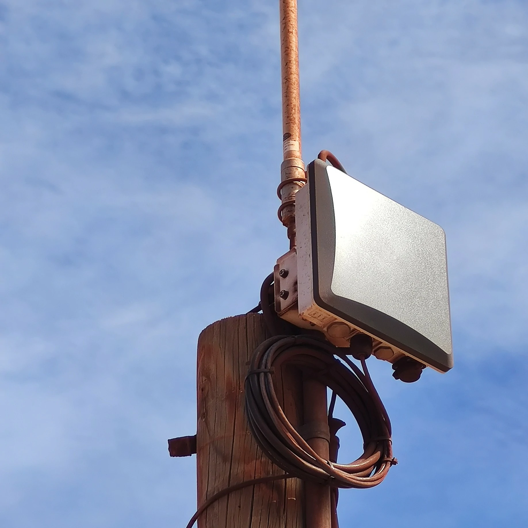 Long-range wireless monitoring across a remote mining site